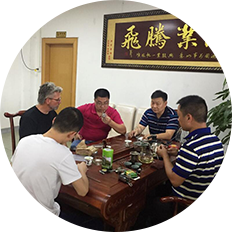 家電行業客人蒞臨我司看樣板